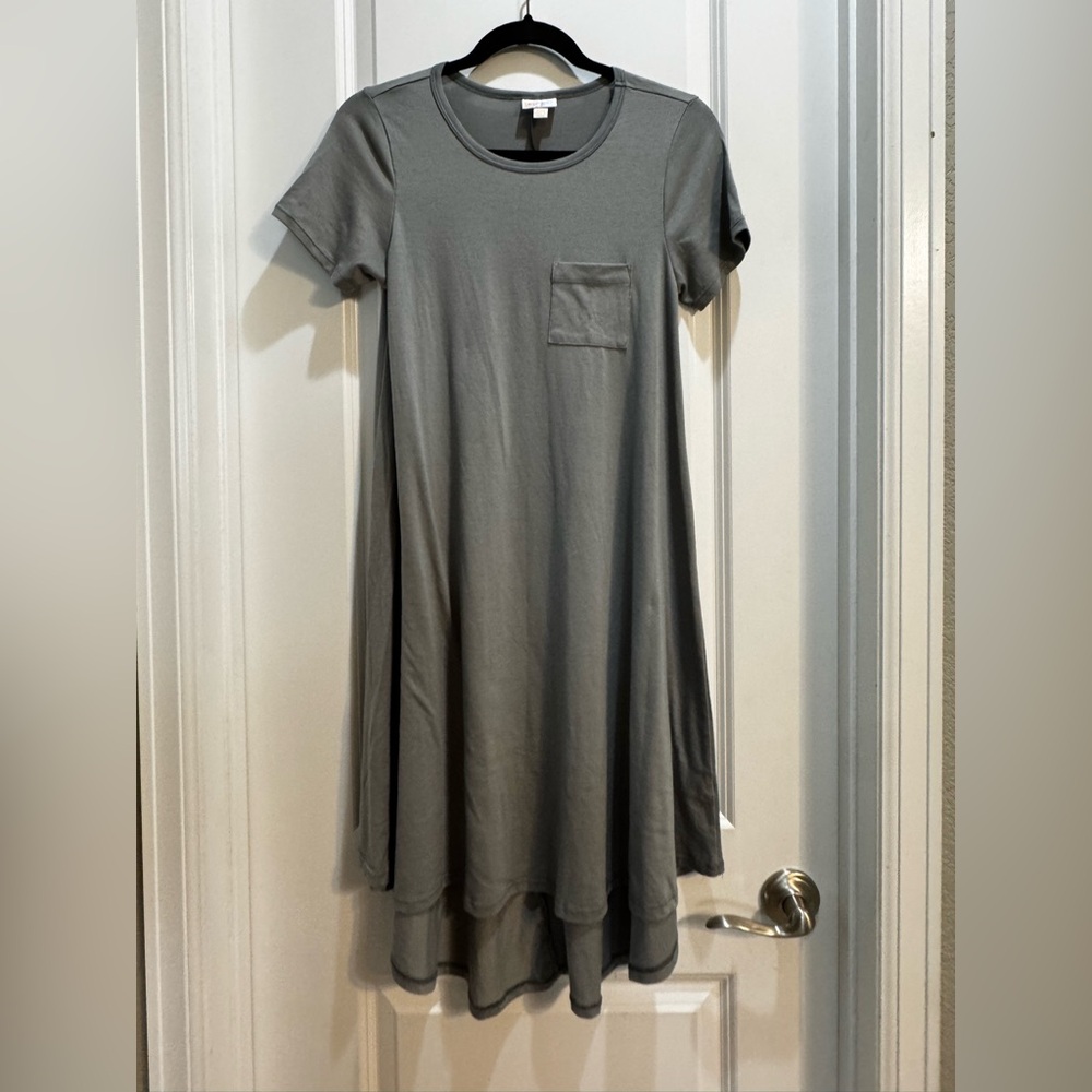 LuLaRoe Carly Gray Dress XXS Armpit To Armpit 17” Hi/low Hem Length 43”